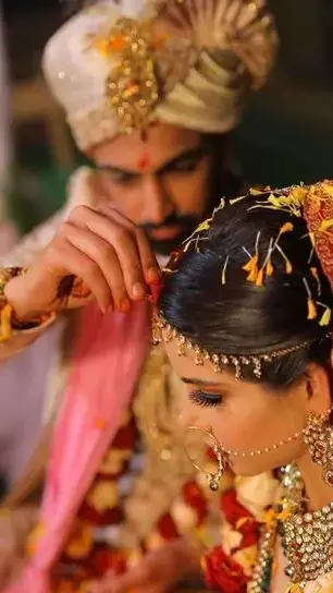 Chanakya Niti: पति से कितनी कम होनी चाहिए पत्नी की उम्र?