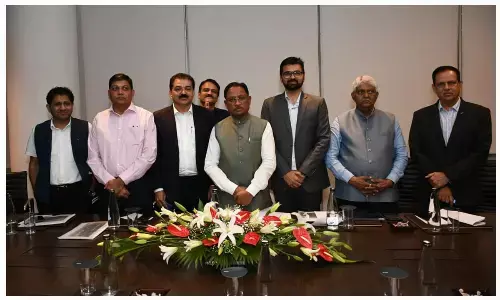 नवा रायपुर में मल्टिस्पेशियलिटी अस्पताल की स्थापना में शाल्वी ग्रुप की रुचि, मुंबई में मुख्यमंत्री साय से की मुलाकात