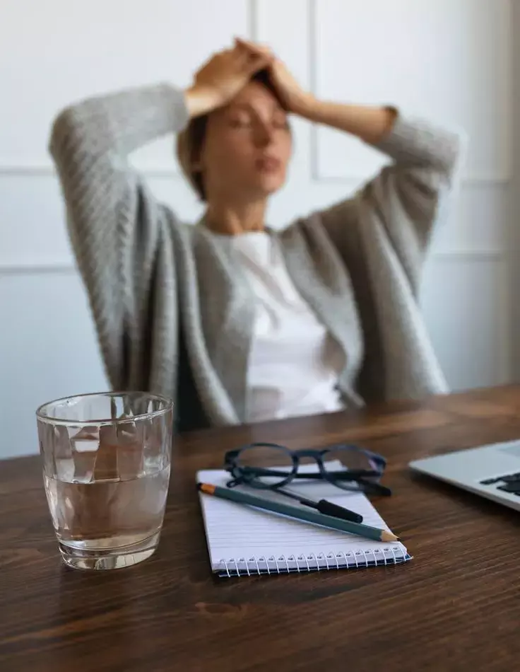 Chanakya Niti: तनाव और विवाद से बचना चाहते हैं तो हमेशा इन बातों का रखें ध्यान