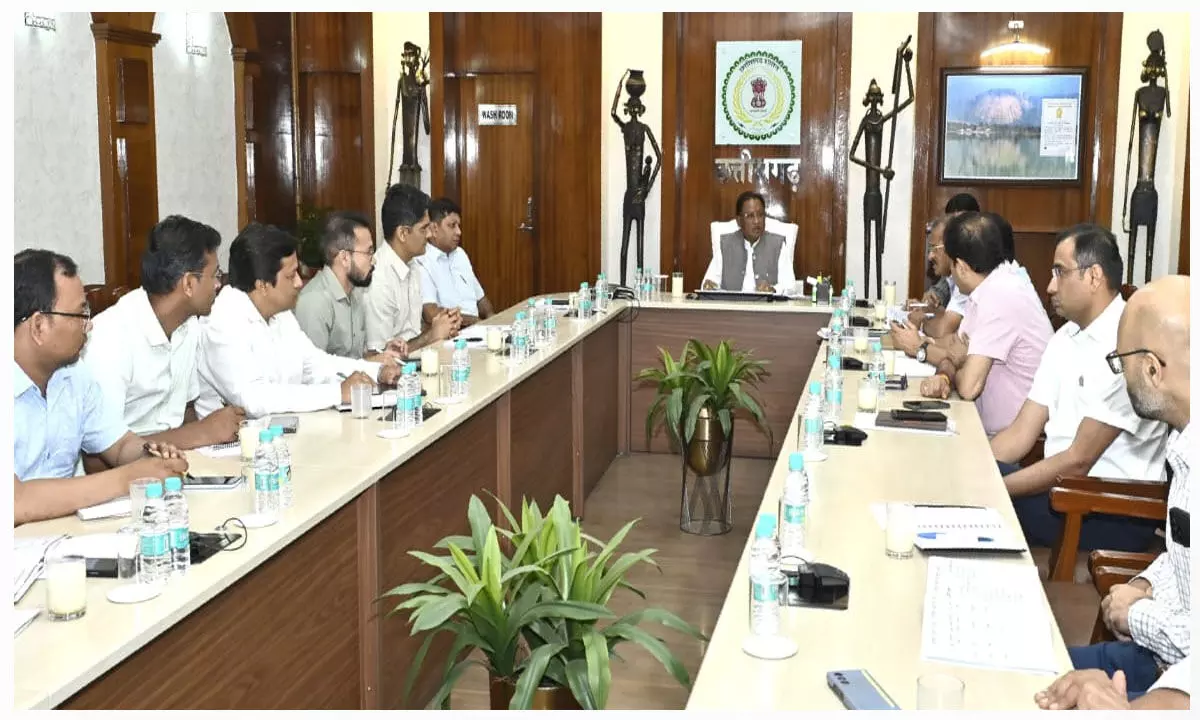 CM विष्णुदेव का अधिकरियों को सख्त निर्देश, सुशासन तिहार में प्राप्त आवेदनों का प्राथमिकता से करें निराकरण, लापरवाही पर होगी कार्रवाई CM विष्णुदेव का अधिकरियों को सख्त निर्देश, सुशासन तिहार में प्राप्त आवेदनों का प्राथमिकता से करें निराकरण, लापरवाही पर होगी कार्रवाई