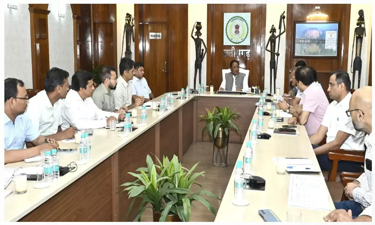 CM विष्णुदेव का अधिकरियों को सख्त निर्देश, सुशासन तिहार में प्राप्त आवेदनों का प्राथमिकता से करें निराकरण, लापरवाही पर होगी कार्रवाई CM विष्णुदेव का अधिकरियों को सख्त निर्देश, सुशासन तिहार में प्राप्त आवेदनों का प्राथमिकता से करें निराकरण, लापरवाही पर होगी कार्रवाई