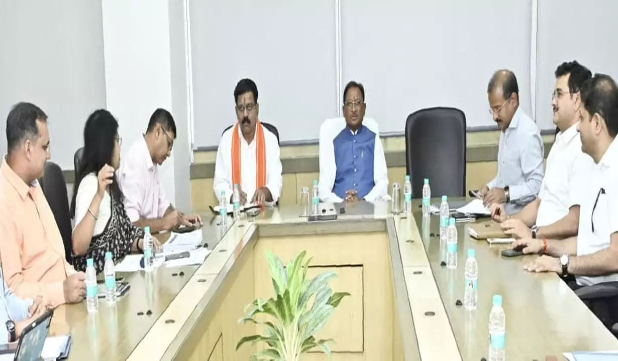 मुख्यमंत्री विष्णुदेव ने की पंचायत एवं ग्रामीण विकास विभाग के कार्यों की समीक्षा, CM बोले-अंतिम व्यक्ति तक विकास पहुँचाना सर्वोच्च प्राथमिकता मुख्यमंत्री विष्णुदेव ने की पंचायत एवं ग्रामीण विकास विभाग के कार्यों की समीक्षा, CM बोले-अंतिम व्यक्ति तक विकास पहुँचाना सर्वोच्च प्राथमिकता