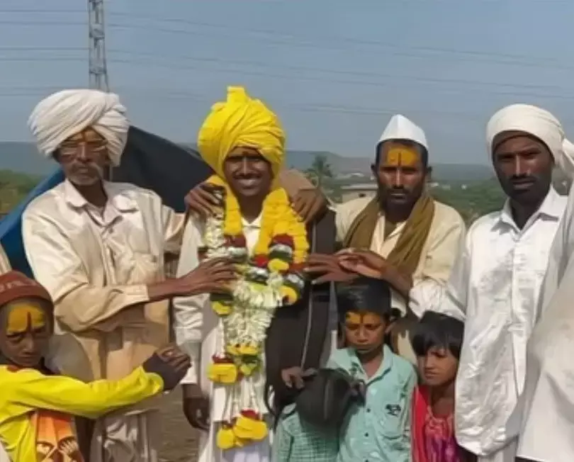 Birdev Siddappa Dhone: भेड़ - बकरियां चराने वाला बना IPS, पढ़ें बिरदेव की कहानी...