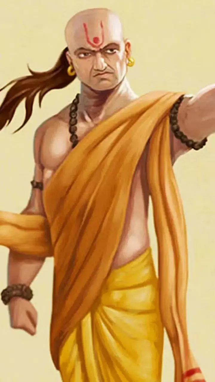 Chanakya Niti:  ऐसे लोग देते हैं धोखा,तुरंत बनाये दुरी, जानिए क्या कहती है चाणक्य नीति