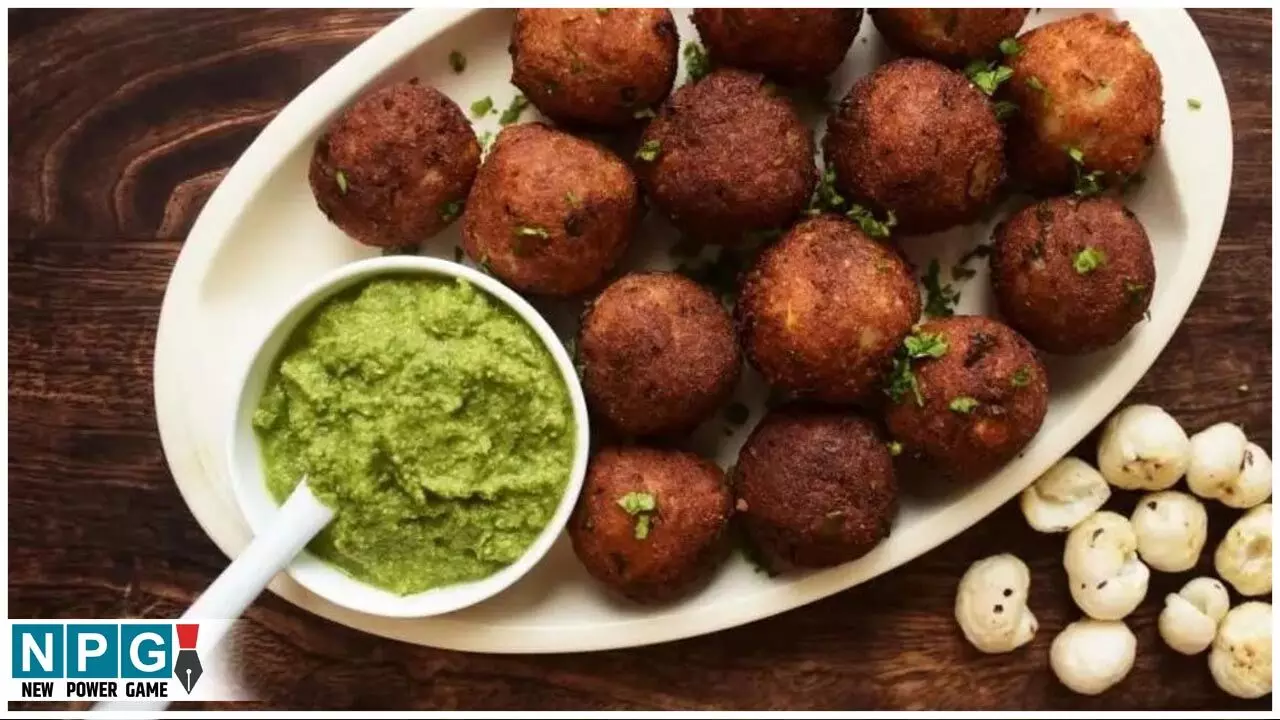 Makhana Paneer Balls Recipe: चटपट-झटपट स्नैक्स मखाना पनीर बाॅल्स बनाना सीखिये, व्रत के लिए भी परफेक्ट Makhana Paneer Balls Recipe: चटपट-झटपट स्नैक्स मखाना पनीर बाॅल्स बनाना सीखिये, व्रत के लिए भी परफेक्ट