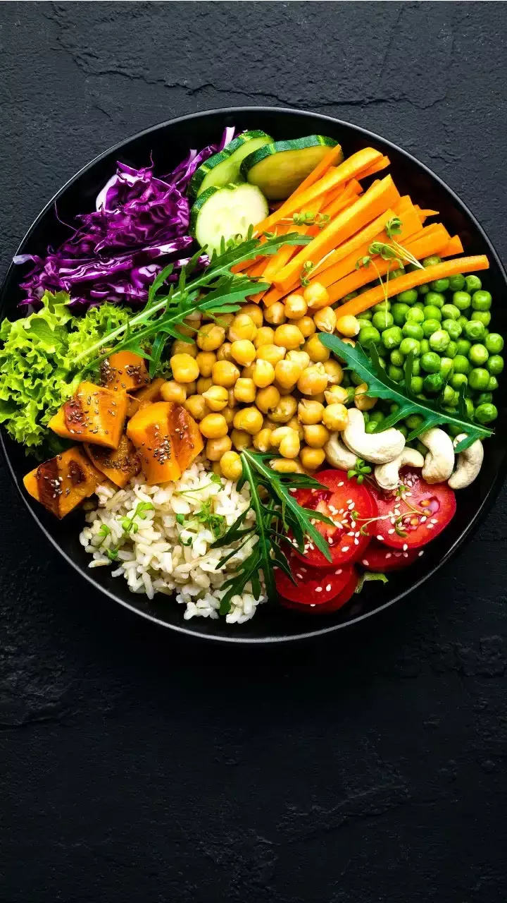 Vegan Diet:  ना घी, ना अंडा, फिर भी बॉडी बने हेल्दी, क्या आपने सुनी है ये वीगन डाइट?