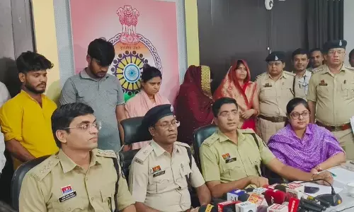 Bilaspur News: सोने का रेट एक लाख पार, ठगों की नजर सोने पर, 3 महिला समेत 5 गिरफ्तार...