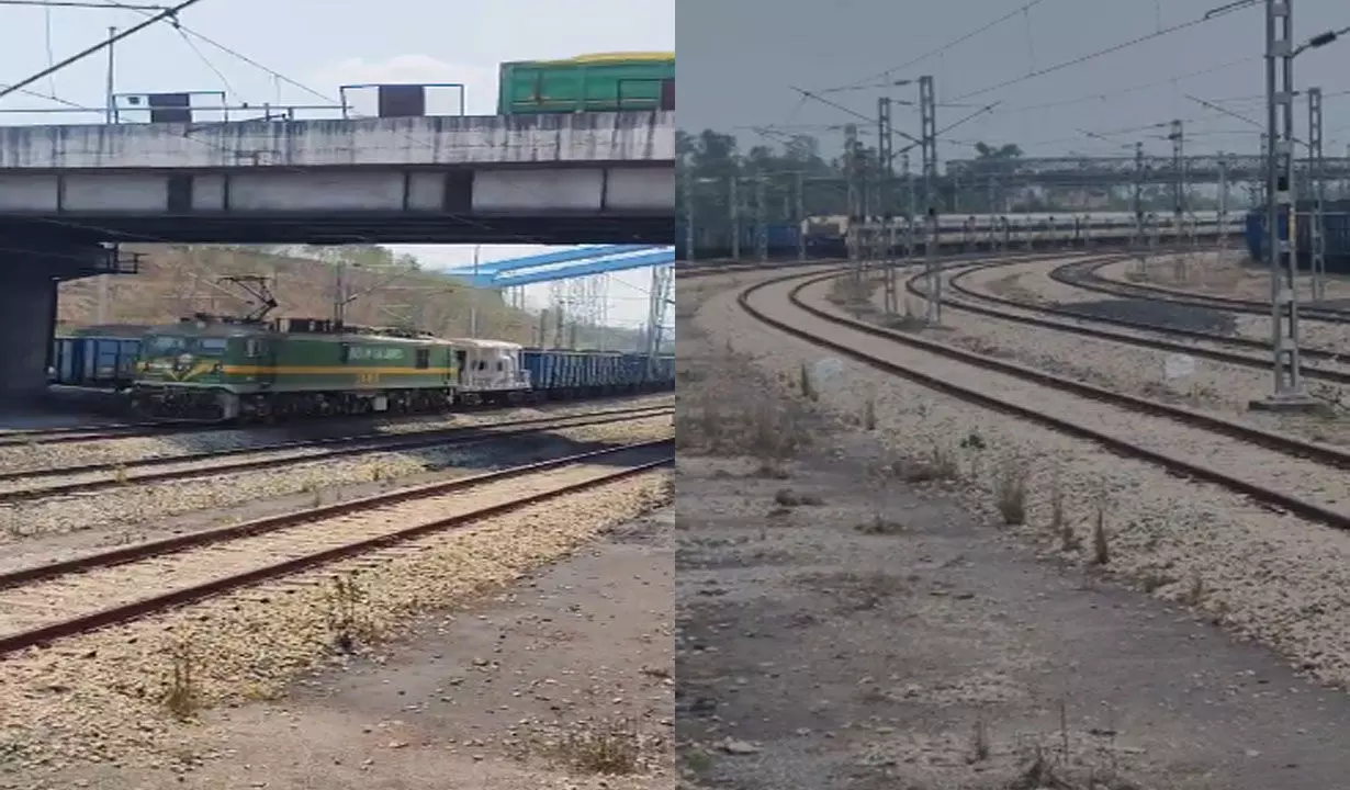 CG News: दो स्टेशन मास्टर निलंबित, यात्रियों को लेकर निकली ट्रेन स्टेशन की बजाय पहुंच गई कोल साइडिंग, देखें वीडियो...