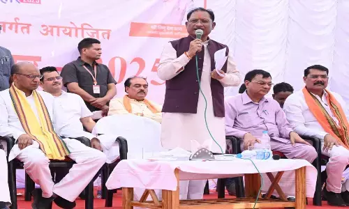 Vishnudeo Sai Sushasan Tihar: CM विष्णुदेव के तीखे तेवर... प्रधानमंत्री आवास योजना में 1 रुपए भी रिश्वत की शिकायत मिली तो कलेक्टर होंगे निलंबित