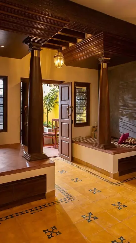 Vastu Tips in Hindi: घर के मेन गेट पर नमक की पोटली बांधने से क्या होता है?