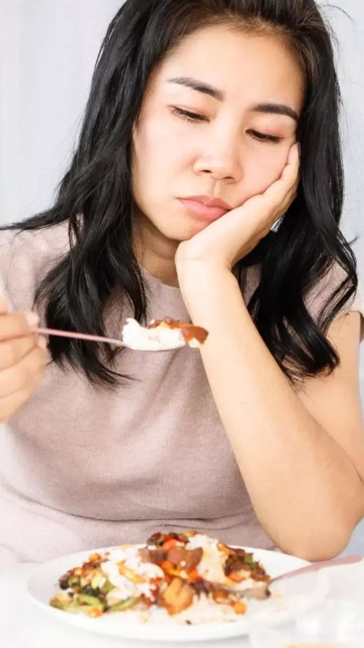 Healthy Breakfast In Hindi: हल्की भूख लगने पर न खाएं कुछ भी, इन हेल्दी स्नैक्स से पाएं झटपट राहत