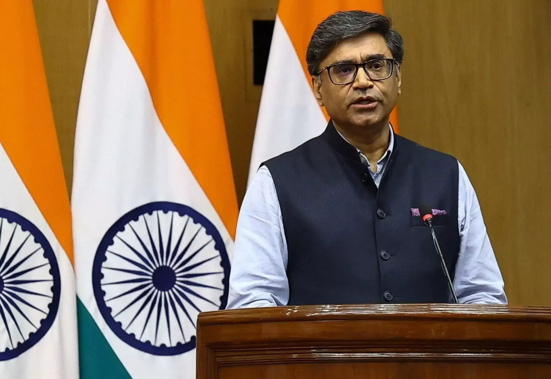 Bharat PAK Casefire: भारत-पाक में हुआ सीजफायर, तीनों मोर्चों पर बंद होगी गोलीबारी, DGMO स्तर पर बनी बड़ी सहमति!