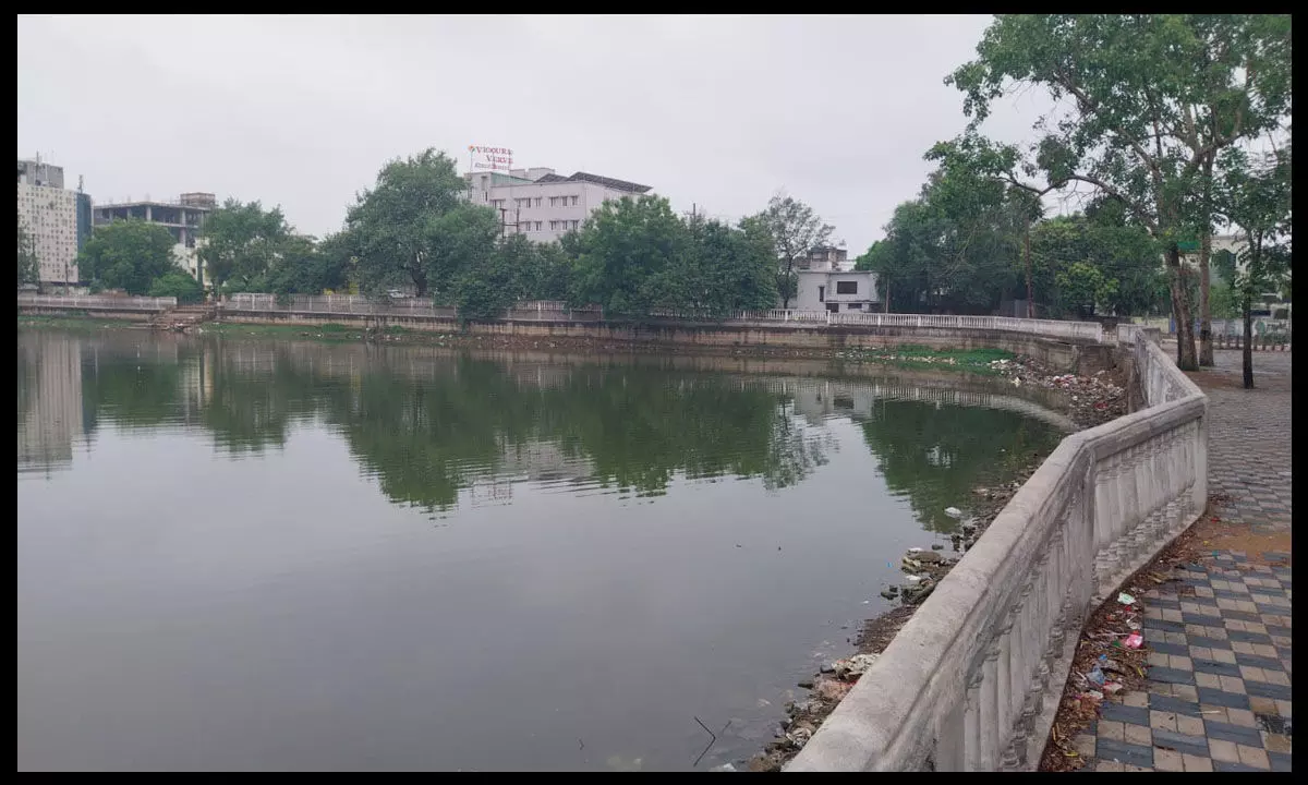 Raipur News: रायपुर के तालाबों को मरने से बचाने जिला वेटलैंड संरक्षण समिति भंग कर उच्च स्तरीय समिति गठित करे: डॉ. गुप्ता Raipur News: रायपुर के तालाबों को मरने से बचाने जिला वेटलैंड संरक्षण समिति भंग कर उच्च स्तरीय समिति गठित करे: डॉ. गुप्ता