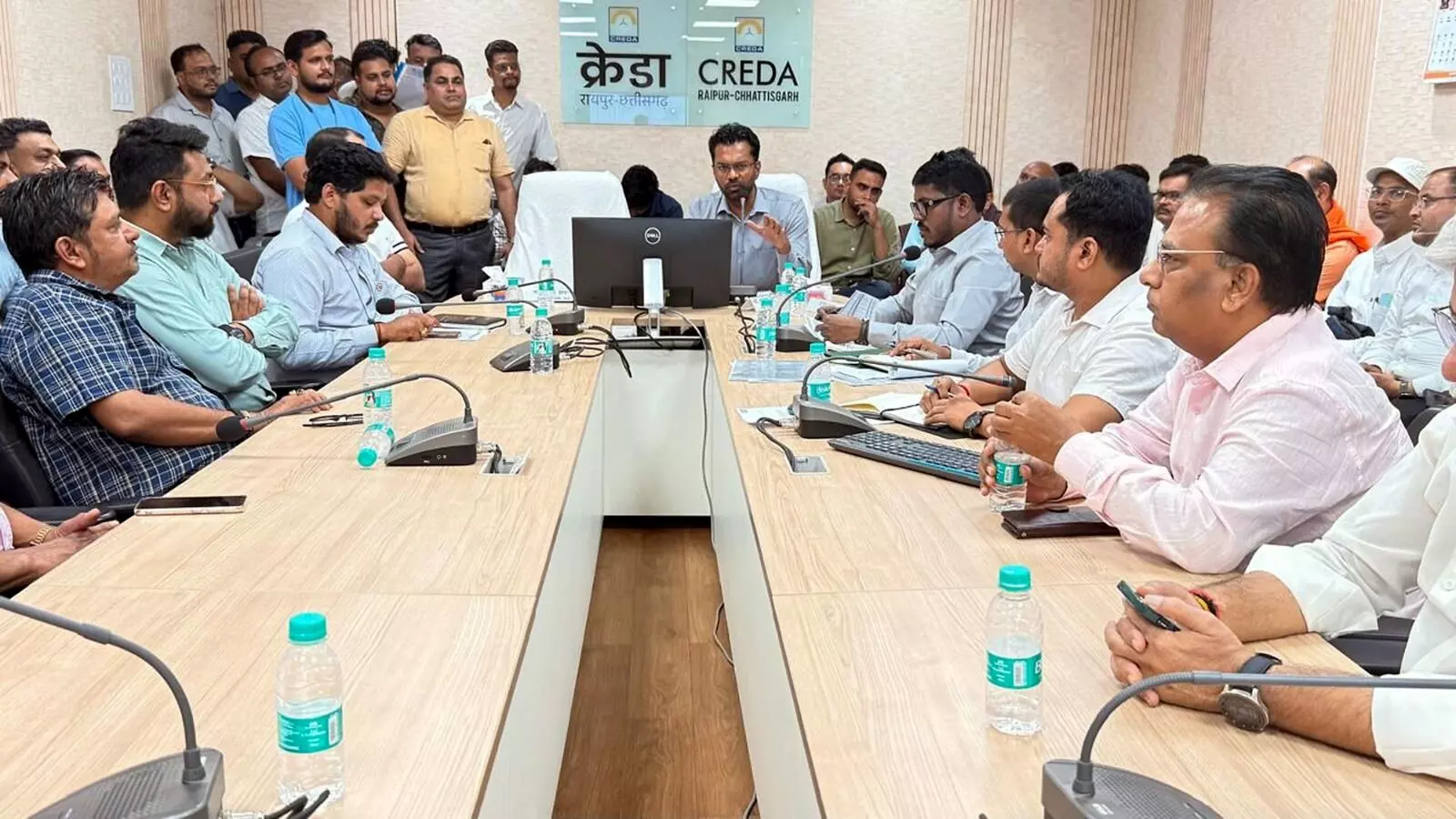 CREDA News: क्रेडा-सीईओ द्वारा सौर सुजला योजना की समीक्षा, कार्य में प्रगति लाने के दिये निर्देश CREDA News: क्रेडा-सीईओ द्वारा सौर सुजला योजना की समीक्षा, कार्य में प्रगति लाने के दिये निर्देश