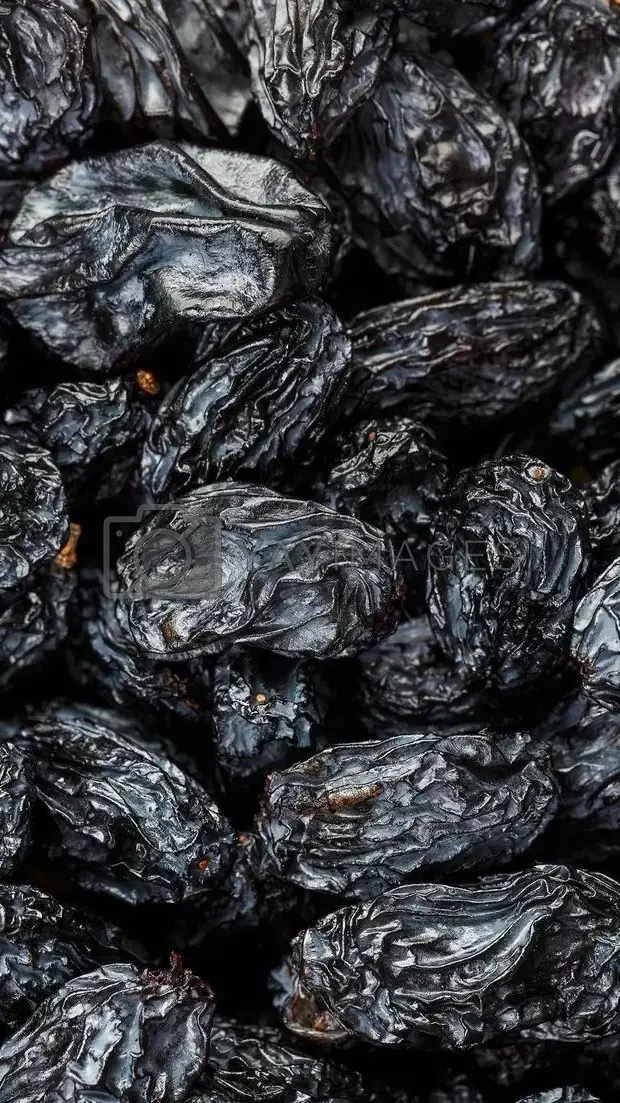 kali kishmish ke fayde: रोज खाएं भीगी हुई काली किशमिश, फिर देखिये फायदे...