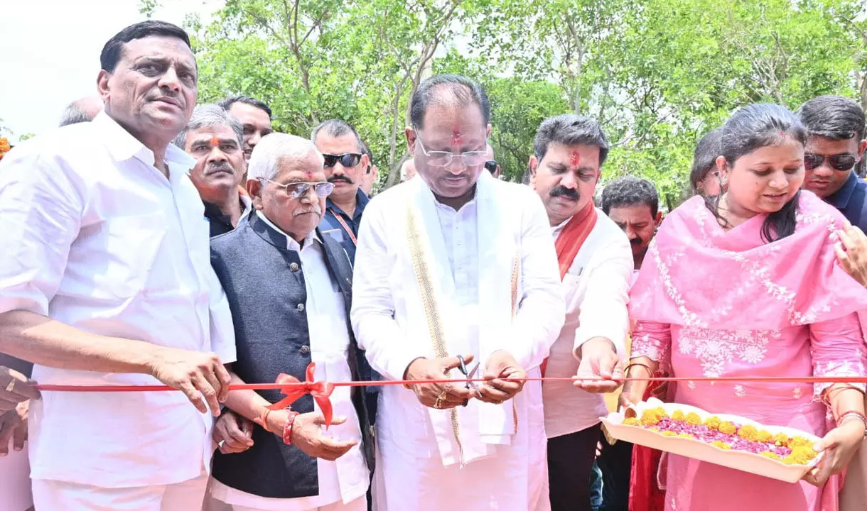 मुख्यमंत्री विष्णु देव साय ने किया अटल विहार योजना अंतर्गत 226 आवासों का लोकार्पण, सौंपी सपनों के घर की चाबी और सम्मानजनक जीवन