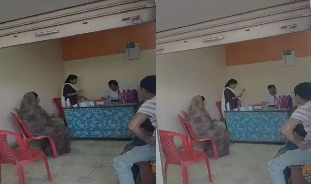 CG: BEO बन गए डॉक्टर: छत्तीसगढ़ का गजबे हाल, स्कूलों की बजाय शिक्षा अधिकारी क्लीनिक खोल लगे मरीजों का इलाज करने