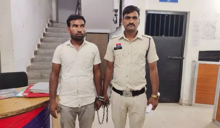 Bilaspur News: एक युवक और चार अलग-अलग नाम से दी रेलवे भर्ती परीक्षा, ज्वाइनिंग करने गया तब सामने आया फर्जीवाड़ा...