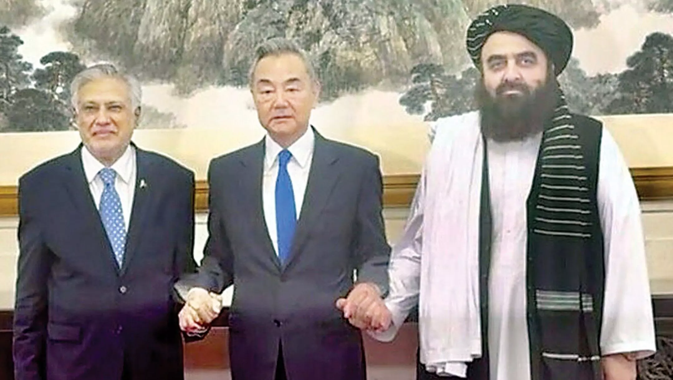 CPEC Latest News: चीन-पाकिस्तान ने मिलाया तालिबान से हाथ, CPEC पहुंचेगा अफगानिस्तान! जानिए भारत के लिए क्यों है चिंता की बात? CPEC Latest News: चीन-पाकिस्तान ने मिलाया तालिबान से हाथ, CPEC पहुंचेगा अफगानिस्तान! जानिए भारत के लिए क्यों है चिंता की बात?