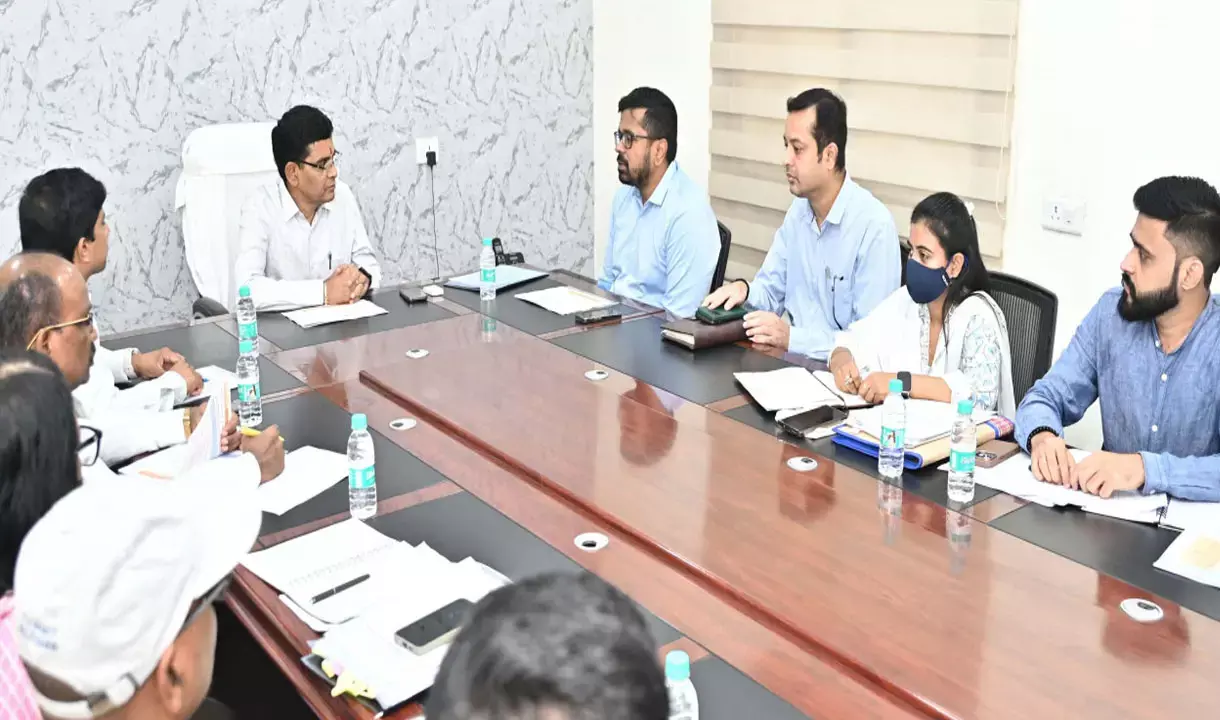 CG Job News: खेल विभाग में सीधी तथा संविदा पदों पर होगी शीघ्र भर्ती, समीक्षा बैठक में मंत्री ने दिया निर्देश...