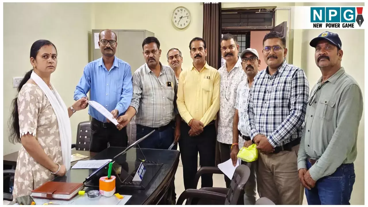 CG-Yuktiyuktkaran News:  युक्तियुक्तकरण के लिए इस जिले में अलग नियम क्यों? शिक्षक साझा मंच ने जताई आपत्ति...