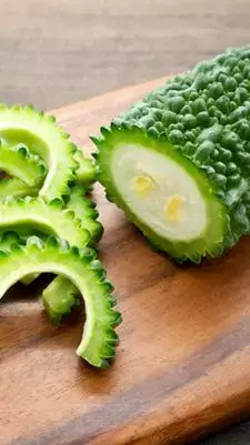 Food For Blood Sugar Control: शुगर कंट्रोल करने के लिए खाएं ये 10 सुपरफूड्स