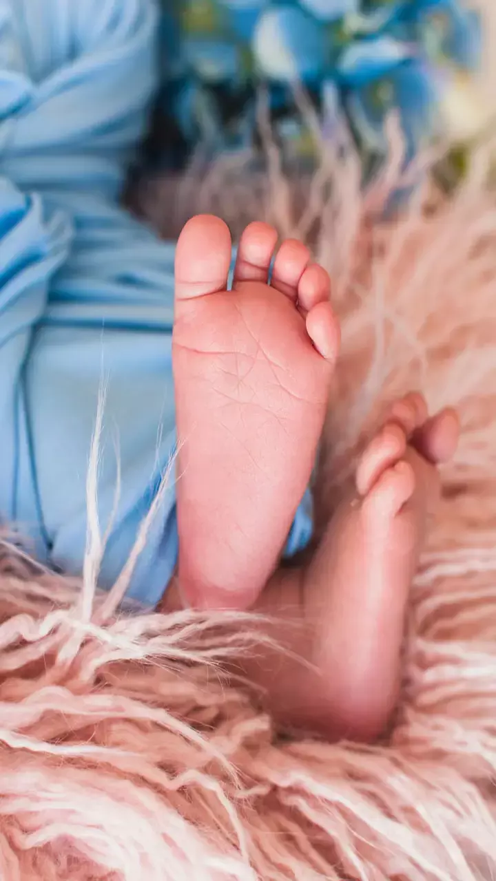 Vastu Tips: नहीं हो रही संतान सुख की प्राप्ति? अपनाएं ये असरदार वास्तु टिप्स