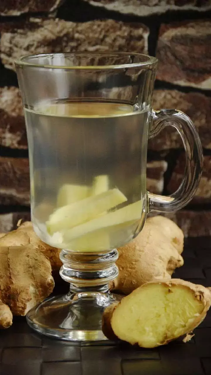 Health Tips: आजमाइए ये असरदार डिटॉक्स वाटर, 1 हफ्ते में हो जाएंगे स्लिम एंड फिट