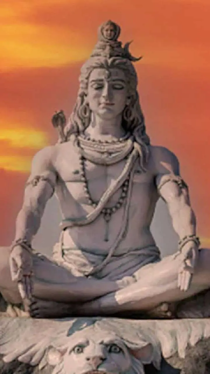 Jyeshtha Ravi Pradosh Vrat 2025: इस दिन है ज्येष्ठ मास का अंतिम रवि प्रदोष व्रत, पूजा से होंगे ये लाभ