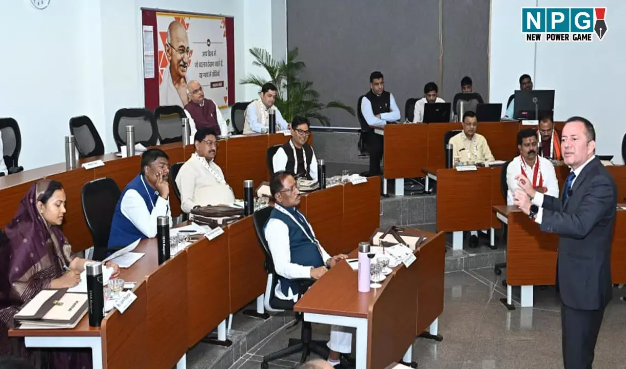 Chhattisgarh News: मुख्यमंत्री विष्णु देव साय व मंत्रिमंडल का चिंतन शिविर 2.0 शुरू, आईआईएम रायपुर में दो दिवसीय आयोजन