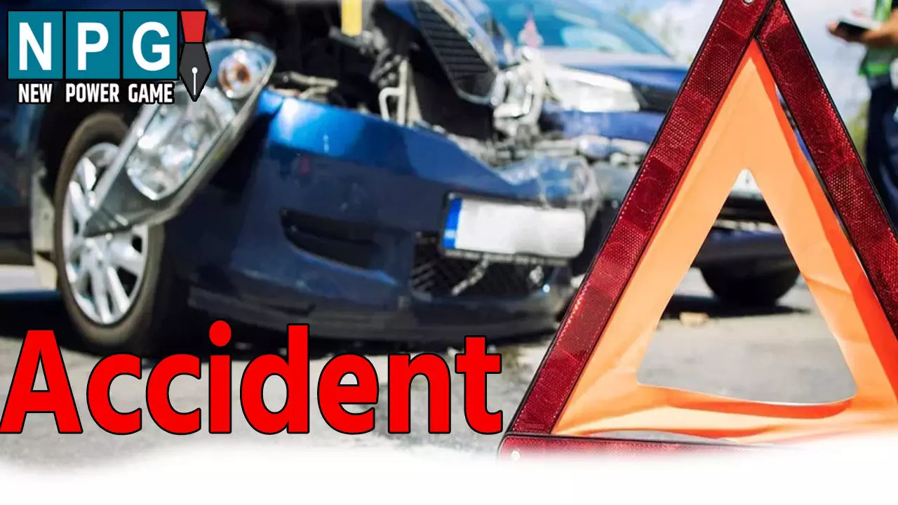 CG Accident News: ओवर स्पीड ने ली जान, बीएड की परीक्षा दिलाने जा रहे परीक्षार्थियों की कार पलटी, छात्रा की मौत, तीन घायल CG Accident News: ओवर स्पीड ने ली जान, बीएड की परीक्षा दिलाने जा रहे परीक्षार्थियों की कार पलटी, छात्रा की मौत, तीन घायल
