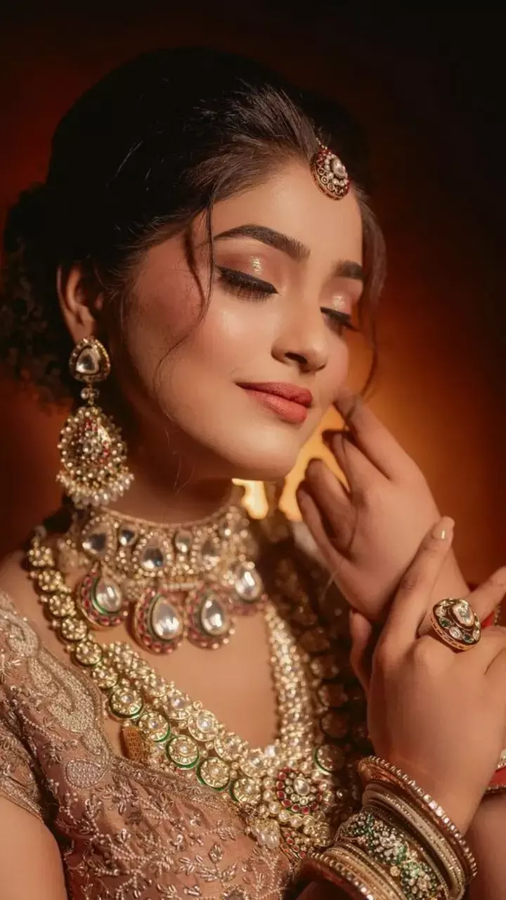 Face Ice Cubes For Bridal Glow: ब्राइडल ग्लो देंगे ये खास आइस क्यूब्स, जानिये कैसे बनाएं और लगाएं