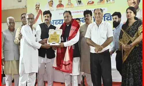 मुख्यमंत्री साय निःशुल्क स्वास्थ्य शिविर में हुए शामिल, सिंधी समाज की सेवा भावना को सराहा