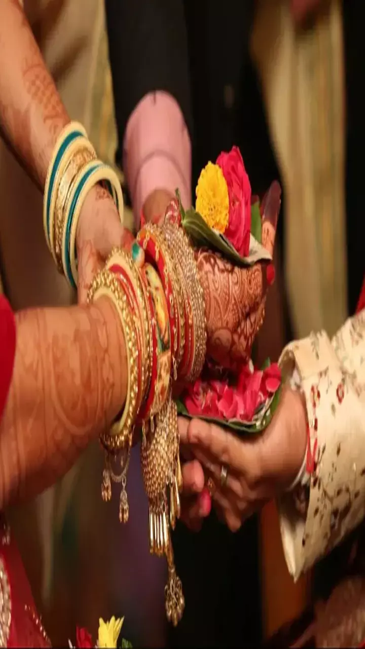 Gold Price Today 16 June 2025: शादी सीजन में भी नहीं बदले सोने-चांदी के दाम, जानें देशभर के प्रमुख शहरों के ताज़ा भाव