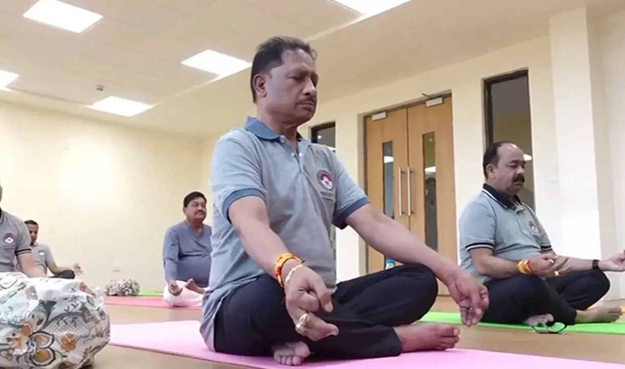 International Yoga Day: मुख्य अतिथिः योग दिवस के लिए जिलेवार मुख्य अतिथि की लिस्ट जारी, CM विष्णुदेव जशपुर में करेंगे योग, देखिए आपके जिले में कौन होगा चीफ गेस्ट