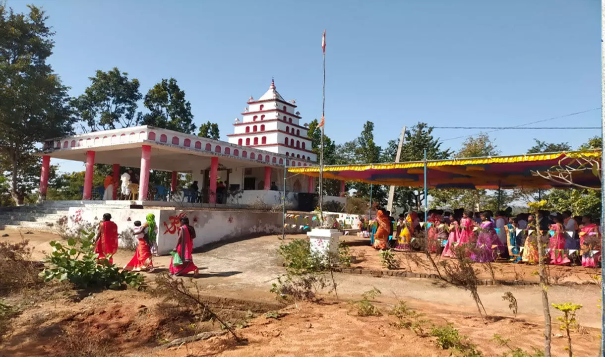 Shardadham: CG का शारदाधाम पर्यटन स्थलों की सूची में हुआ शामिल, प्रकृतिक सौंदर्य से भरपूर... Shardadham: CG का शारदाधाम पर्यटन स्थलों की सूची में हुआ शामिल, प्रकृतिक सौंदर्य से भरपूर...