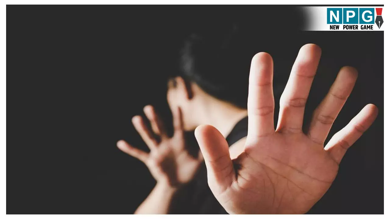 Rewa Hospital News: ड्यूटी के दौरान करते हैं गन्दी हरकत... ट्रेनी नर्सिंग छात्राओं ने डॉक्टर पर लगाए,