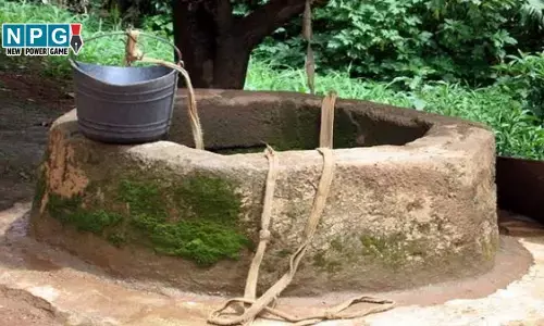 CG Bilaspur News: कुंए से मेंढ़क निकालने उतरे पिता-पुत्र की करंट से मौत, सदमे में परिवार...