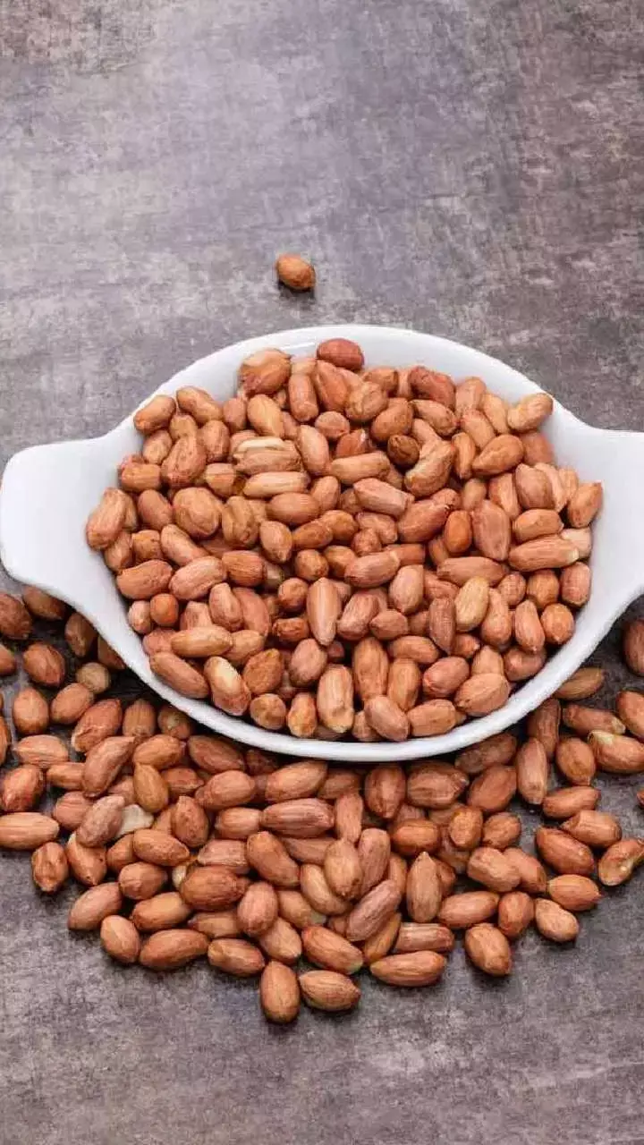 Bheegi Huyi Mungfali Khane Ke Fayde: भीगी हुई मूंगफली के जबरदस्त फायदे, जानकर हो जाएंगे हैरान