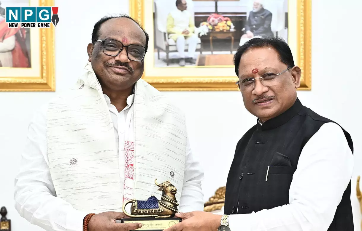 CM विष्णु देव साय से केंद्रीय राज्य मंत्री दुर्गा दास उइके ने की मुलाकात... शिक्षा, स्वास्थ्य, एवं आधारभूत संरचना से जुड़े विषयों पर चर्चा