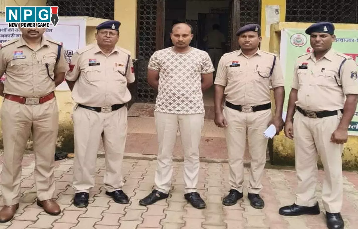 CG News: ठगी करने वाला कांस्टेबल गिरफ्तार, एसपी की फर्जी आईडी बनाकर करोड़ों की ठगी, सेवा से बर्खास्त... CG News: ठगी करने वाला कांस्टेबल गिरफ्तार, एसपी की फर्जी आईडी बनाकर करोड़ों की ठगी, सेवा से बर्खास्त...