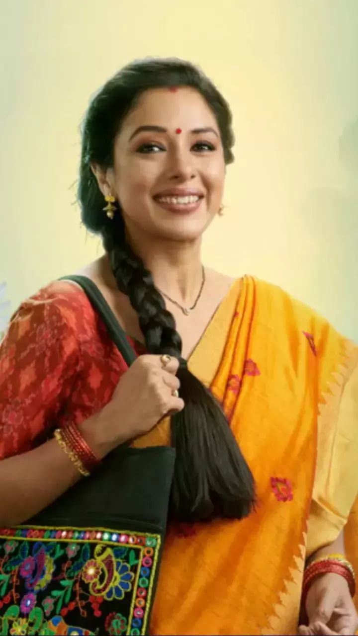 Anupama Aaj Ka Episode: मोहल्ले की औरतों ने बढ़ाया मान, अनुपमा की टीम का हुआ ग्रैंड वेलकम