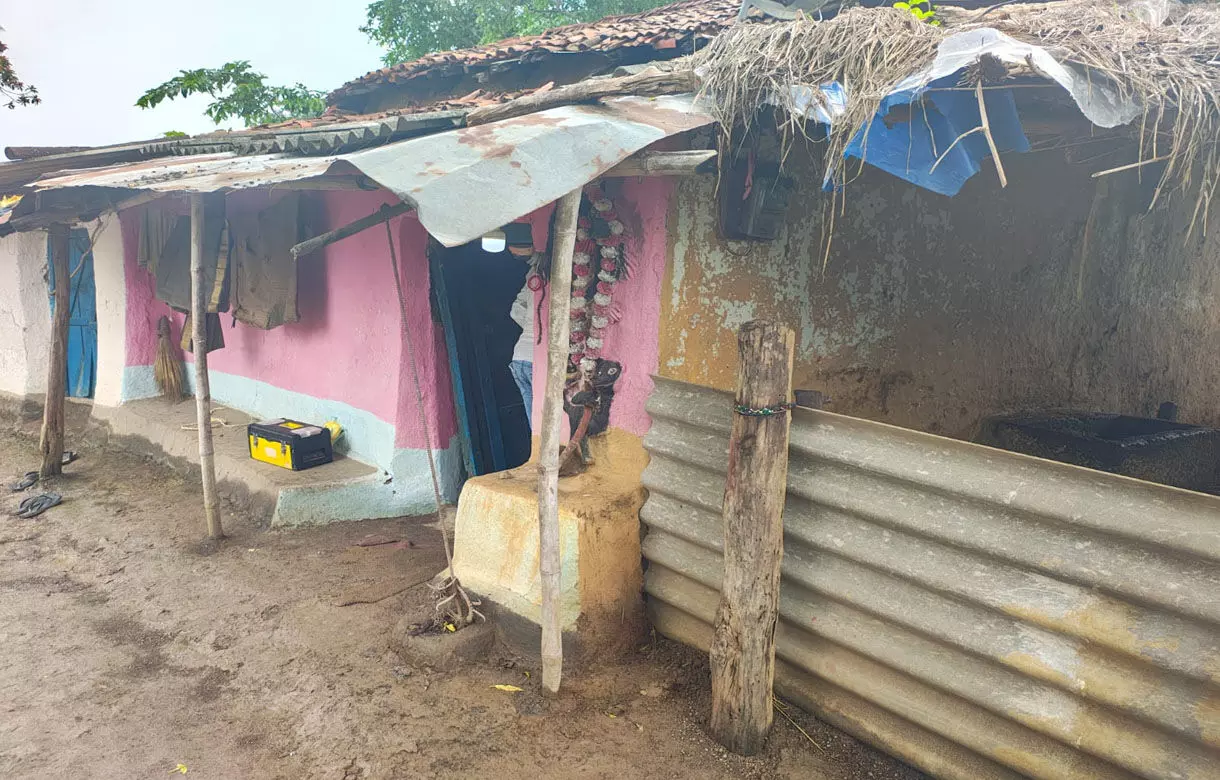 Raipur Crime News: डबल मर्डर से सनसनी, घर में घुसकर बुजुर्ग दंपति को बेरहमी से मार डाला, इलाके में हड़कंप