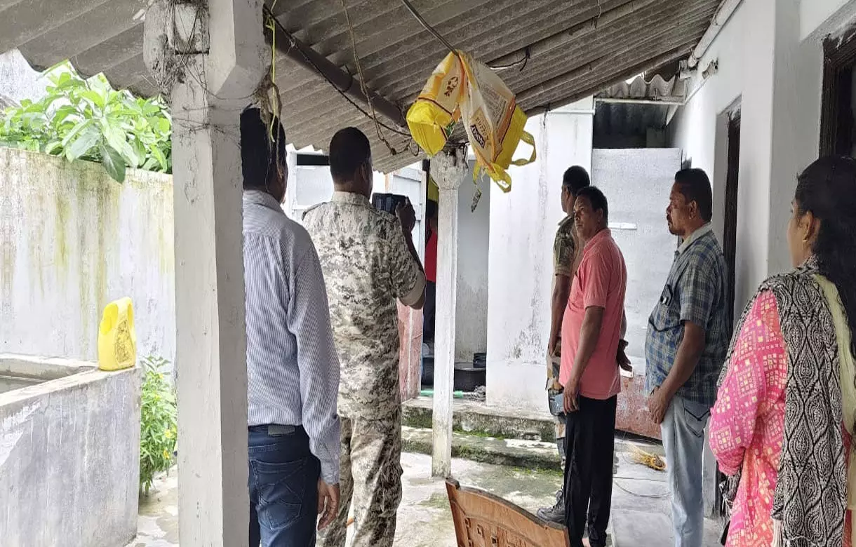 CG Teacher News : प्रधान पाठक की लाश बाथरूम में मिली, मचा हड़कंप, पुलिस जांच में जुटी...