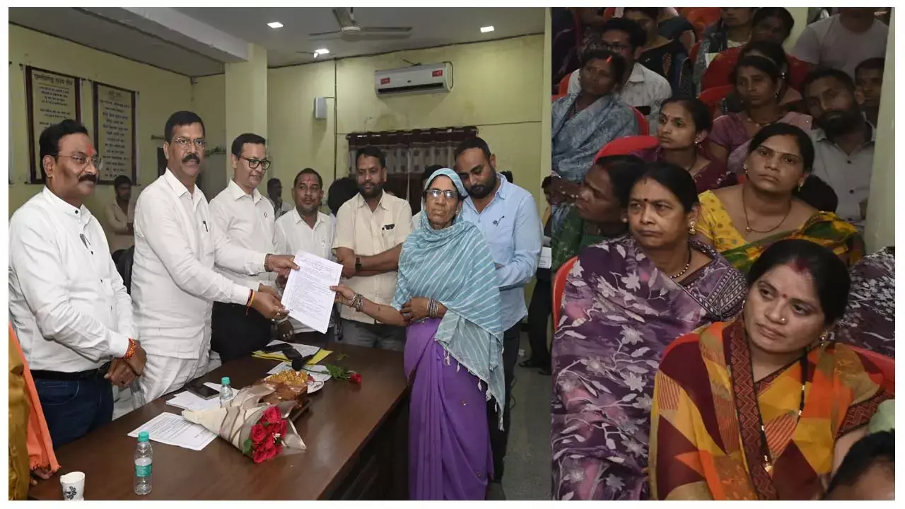 Birgaon News: बीरगांव में आवासहीनों को मिली पीएम आवास की सौगात, महापौर व आयुक्त भी रहे शामिल...