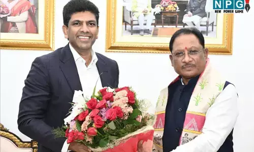 मुख्यमंत्री विष्णु देव साय से केंद्रीय संचार एवं ग्रामीण विकास राज्य मंत्री डॉ. चन्द्रशेखर पेम्मासानी ने की मुलाक़ात