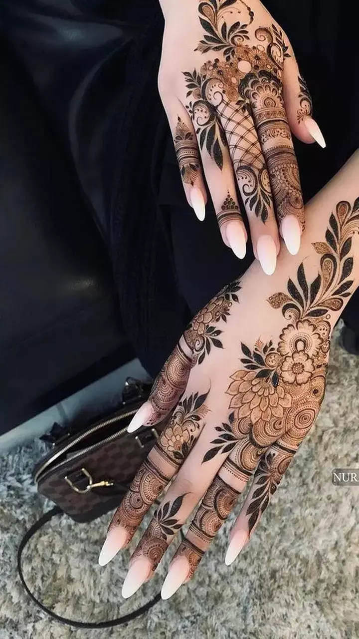 Mehandi Stencil : राखी पर मिनटों में लगाएं हाथों पर मेहंदी, स्टैंसिल की मदद से