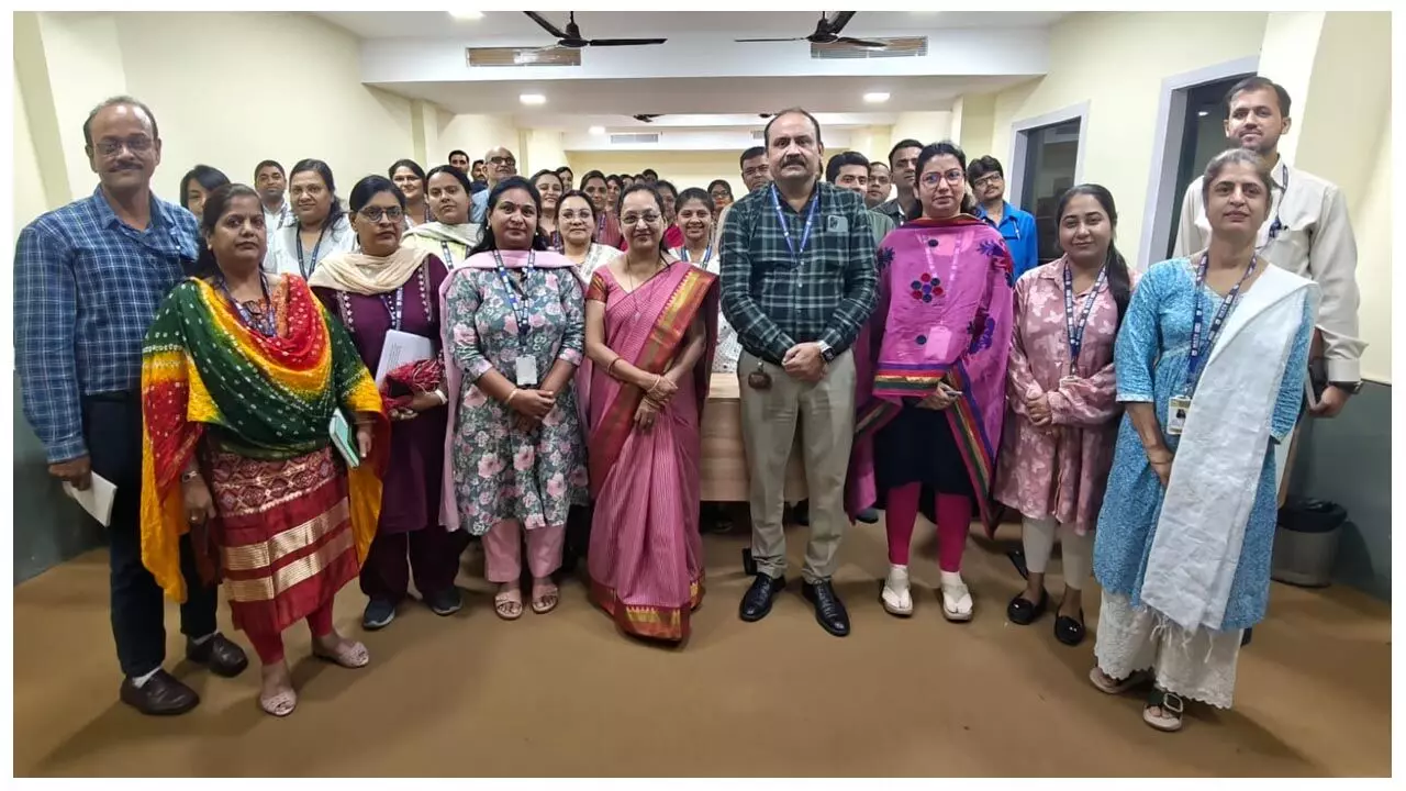 Mats University News: मैट्स विश्वविद्यालय में पुरस्कार विजेता शोध प्रस्ताव लिखने की मुख्य विशेषताएँ विषय पर विशेषज्ञ व्याख्यान का आयोजन...