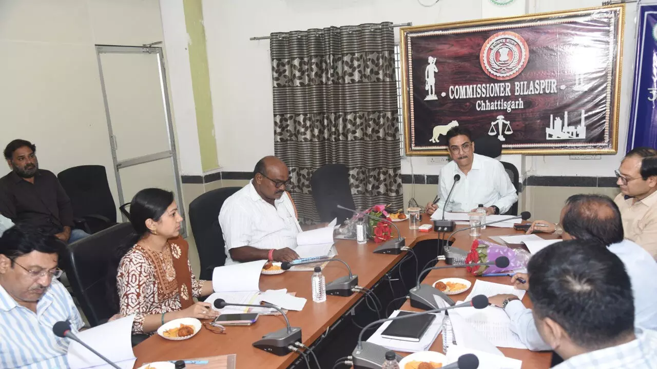 CG News: DAP खाद का संकट क्यों? क्या यूक्रेन युद्ध में फंसे किसान, छत्तीसगढ़ के आईएएस ने दिया यह आदेश