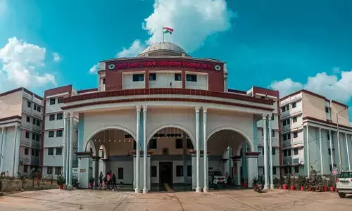 CG News: अटल बिहारी वाजपेयी यूनिवर्सिटी में बड़ा बदलाव! भ्रष्टाचार और विवादों के बीच तारणीश गौतम बने नए प्रभारी कुलसचिव